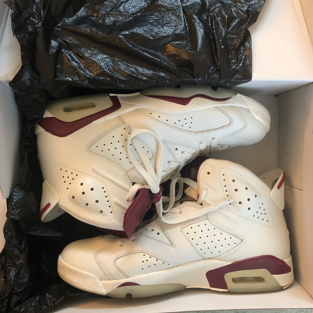 Nike Air Jordan 6 Retro